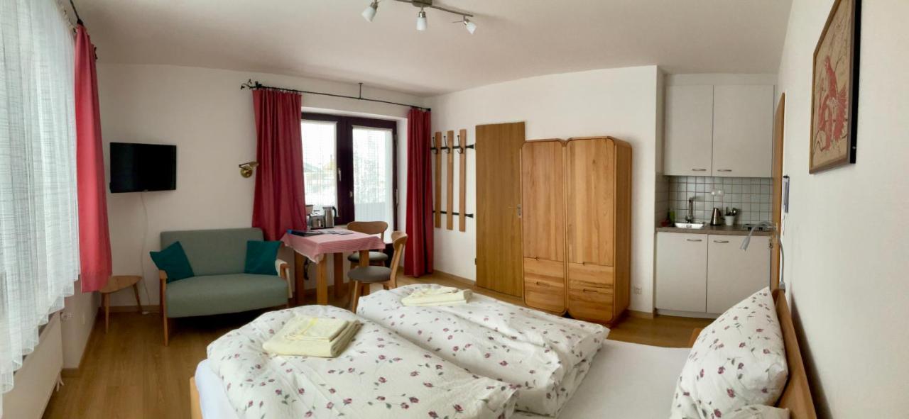 Studio (2 Adultes) avec Balcon - Vue sur Montagne