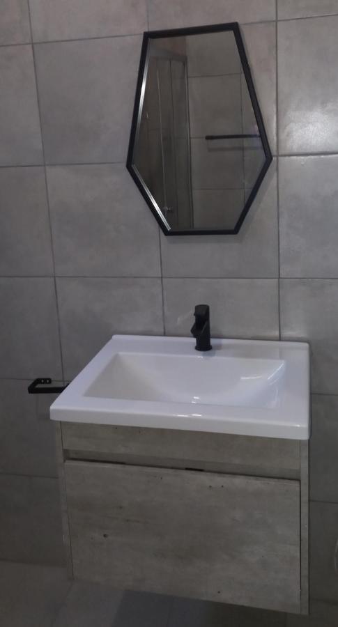 Revive Haven Guesthouse - B&B