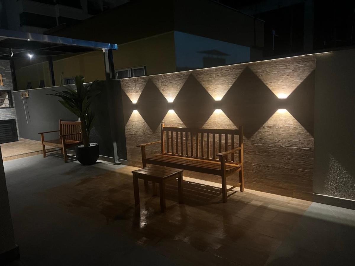 Apto centro, reformado com churrasqueira!! - B&B