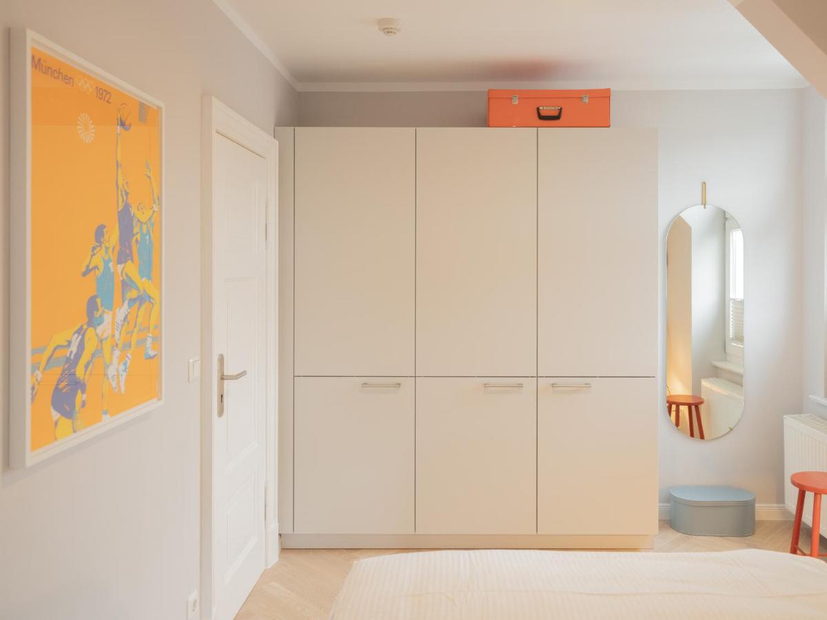 Deluxe Two-Bedroom Apartment