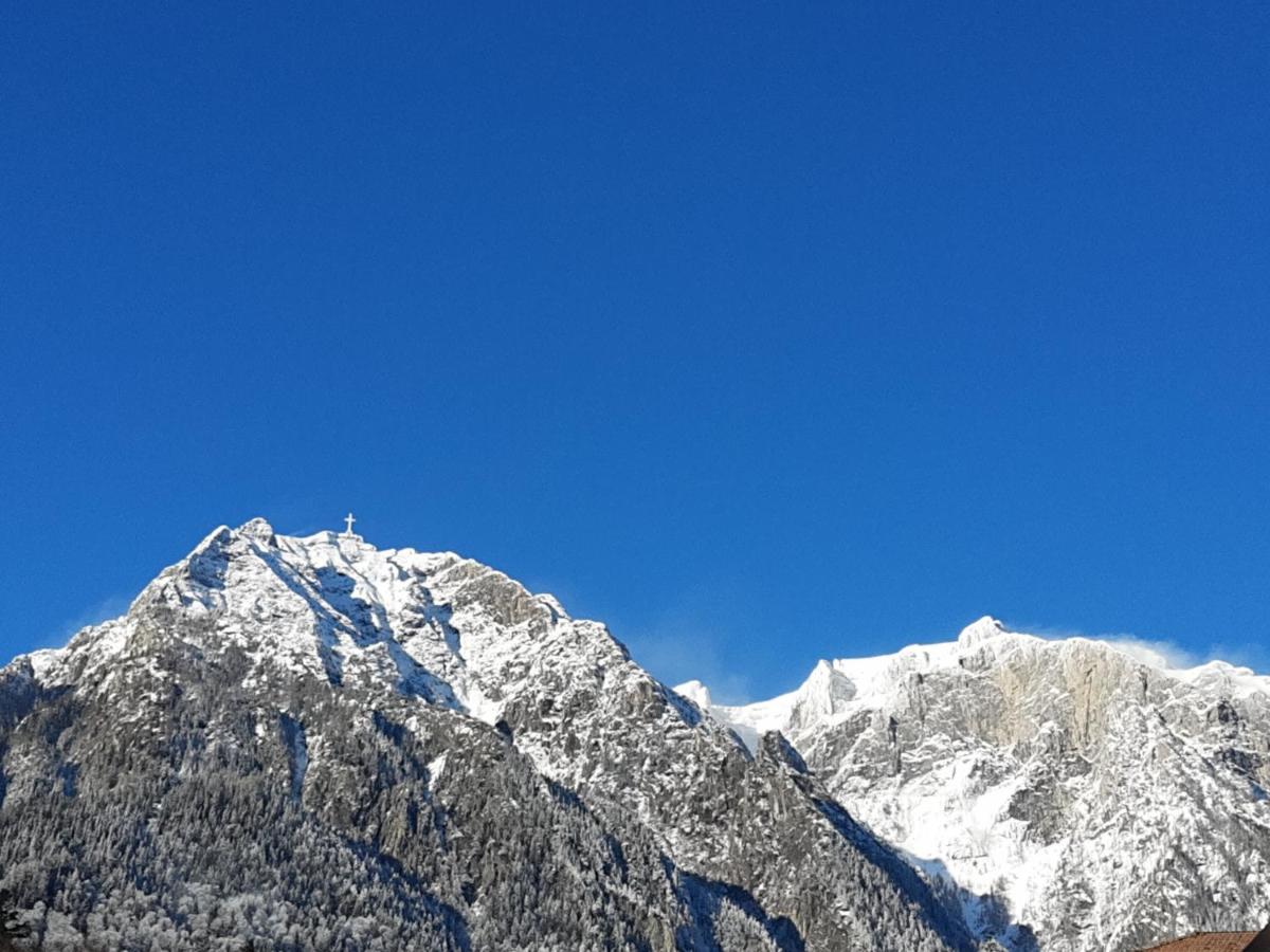 King Room with Mountain View