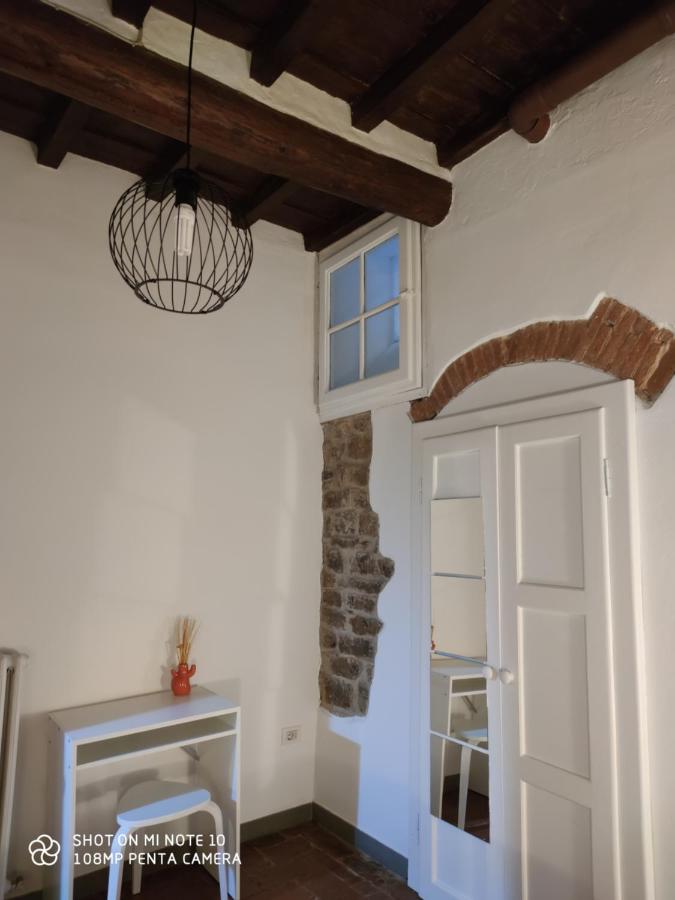 Tweepersoonskamer met Gedeelde Badkamer