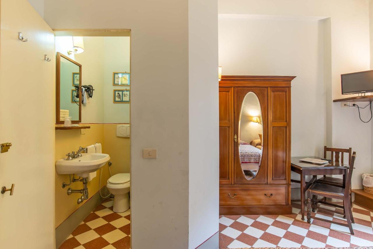 Camera Matrimoniale/Doppia con Letti Singoli con Letto Supplementare 