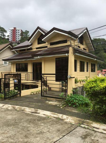 Baguio Rest House - B&B
