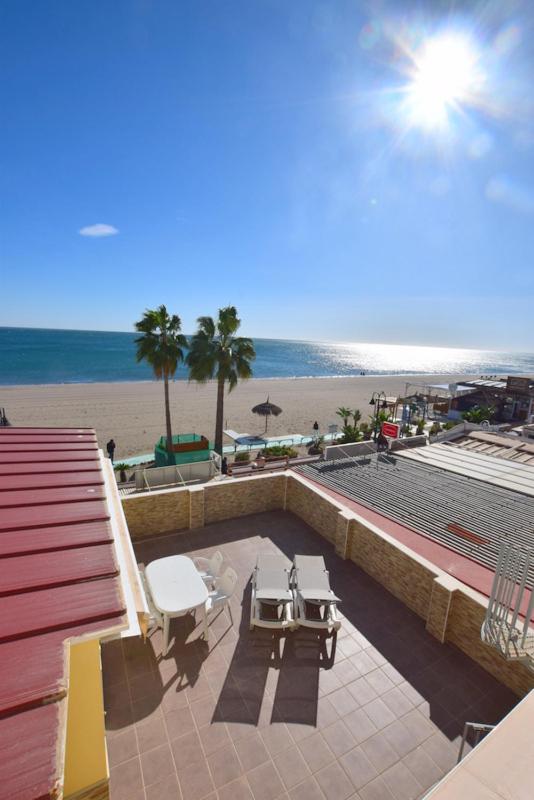 Carihuela 1ª Línea de playa - Casa Abuela María - B&B Torremolinos