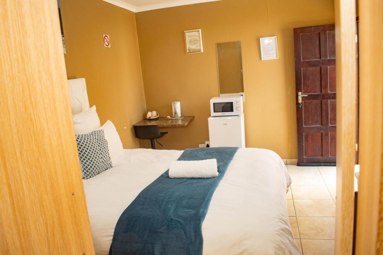 B&B Swakopmund - Josef Self Catering - Bed and Breakfast Swakopmund