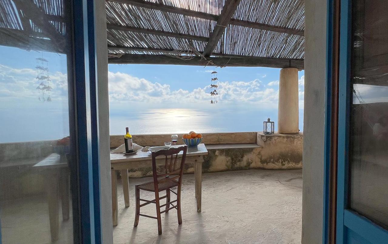 Casa Battiato - Bed and Breakfast Folcata