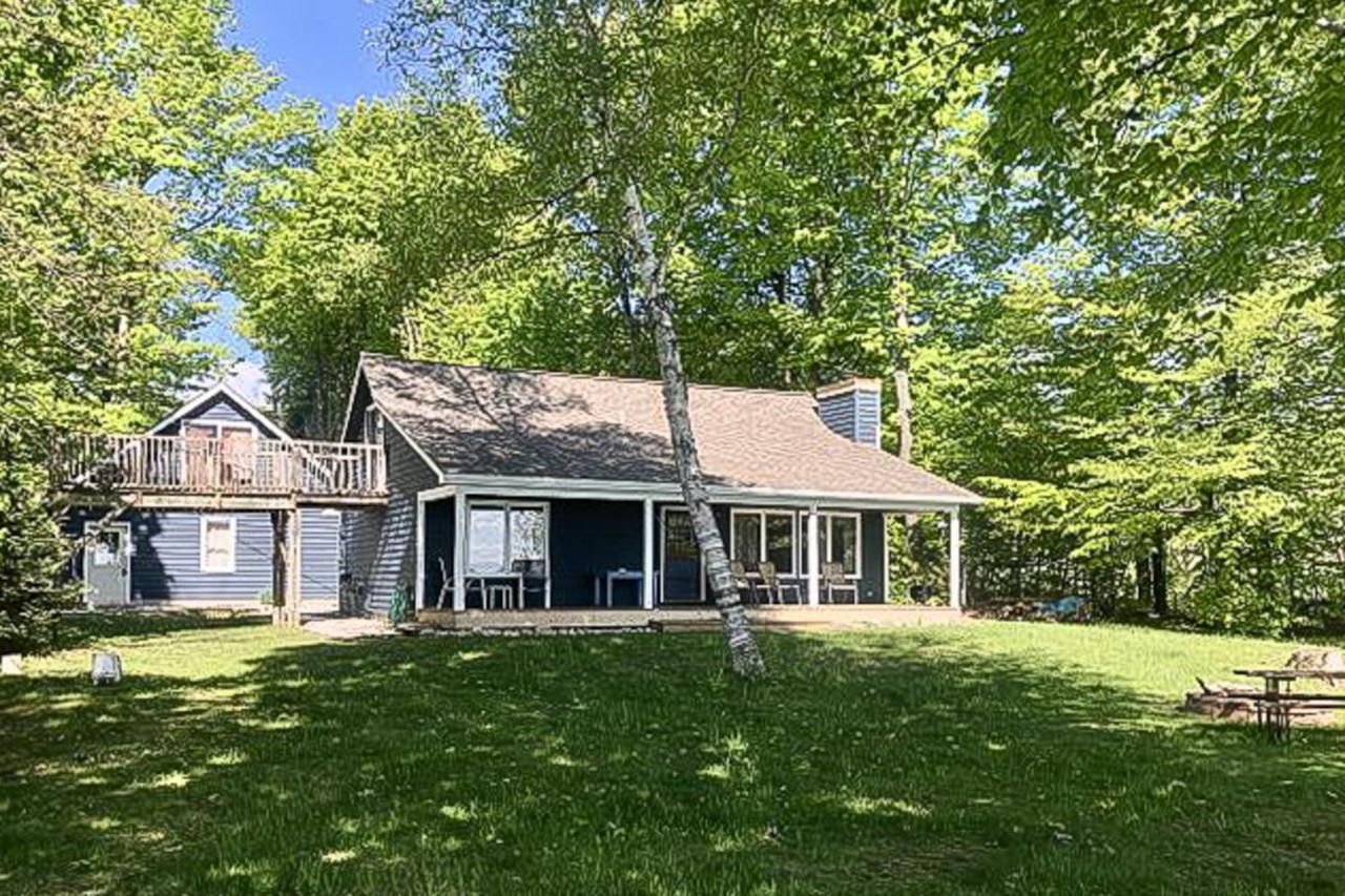 Moonridge Cottage - B&B Suttons Bay