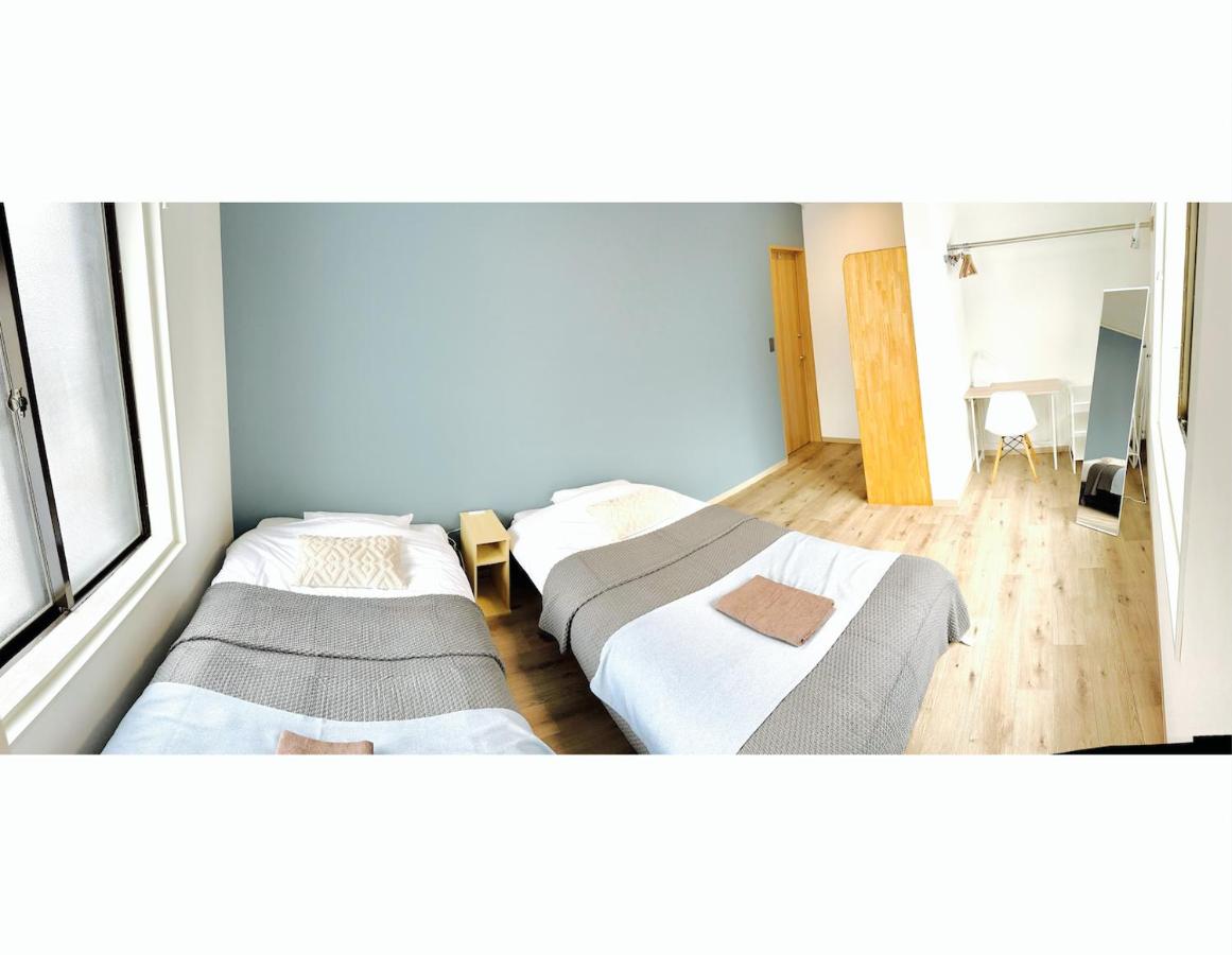 Deluxe Double or Twin Room with Mountain View