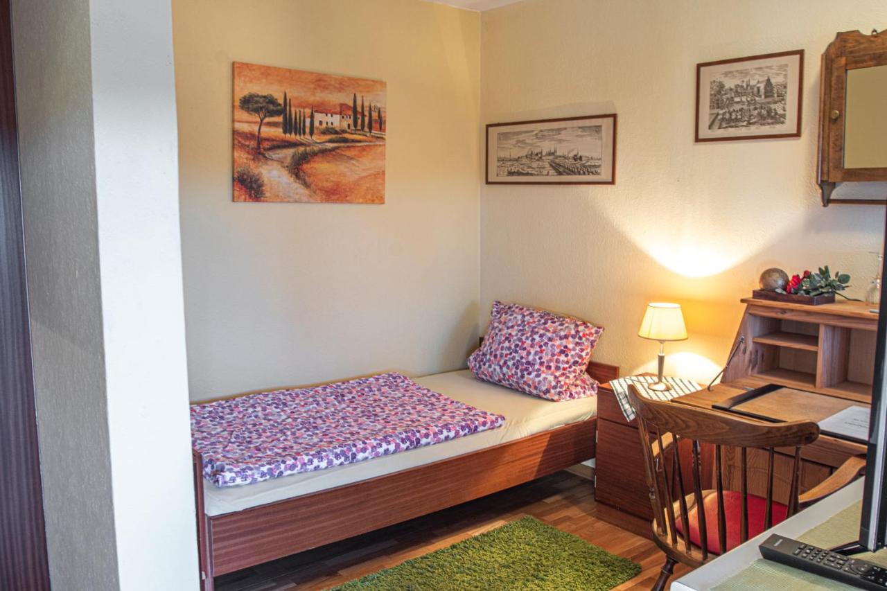 Standard Single Room