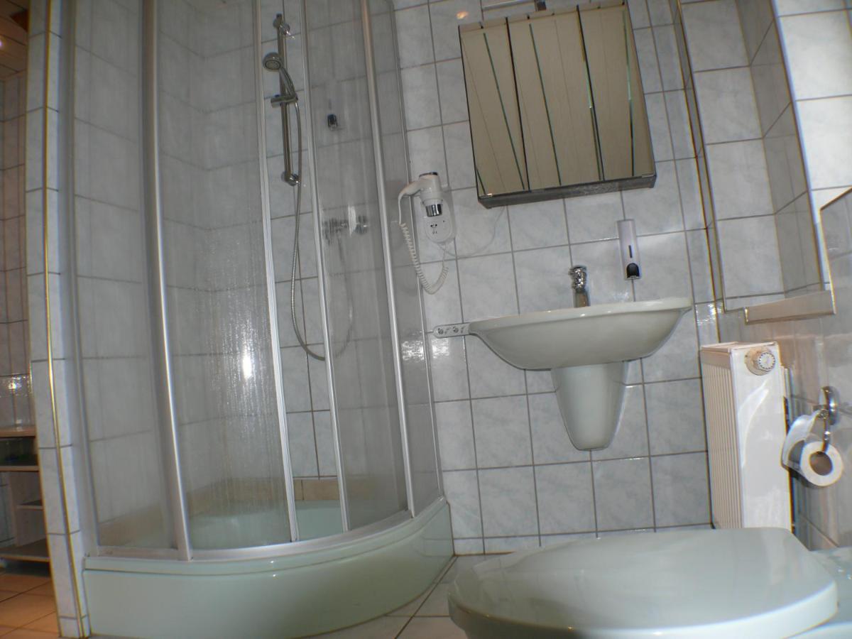 Familienzimmer mit Badewanne