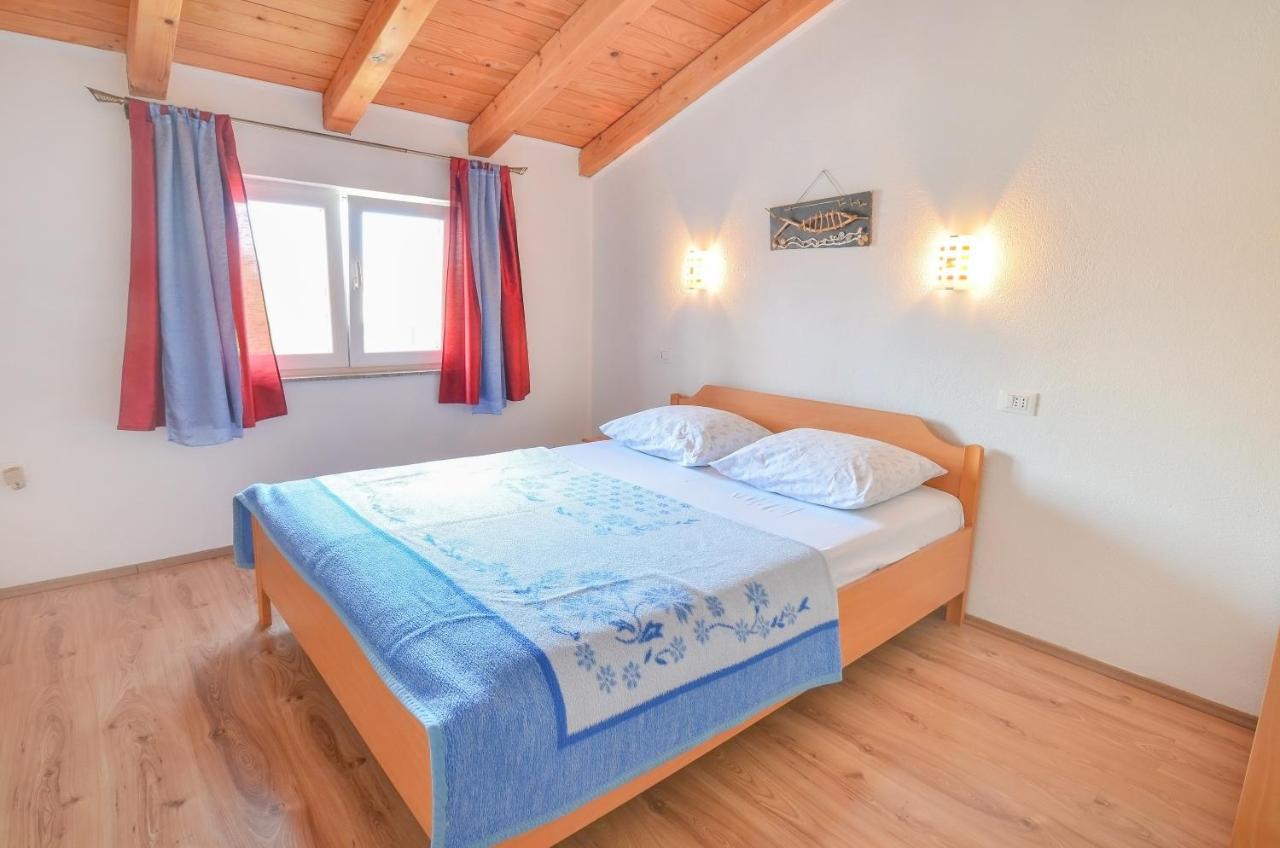 Apartment with Old Town View