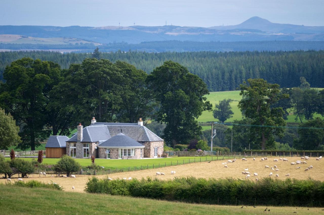 B&B Buchanty - Laverockbank Steading - Bed and Breakfast Buchanty