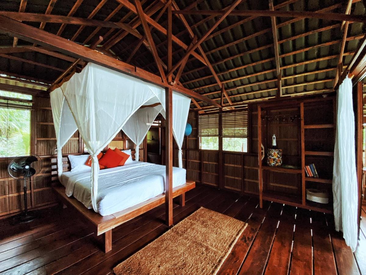 Bungalow - Beach Front