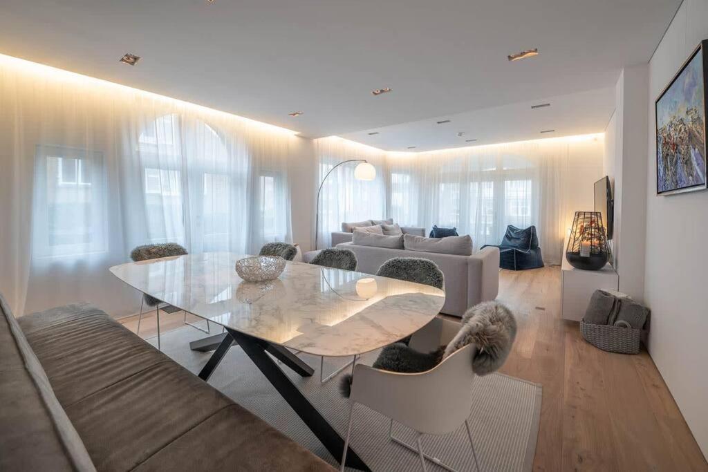 B&B Knokke-Heist - Cozy 3BD House with private terrace and parking - Bed and Breakfast Knokke-Heist