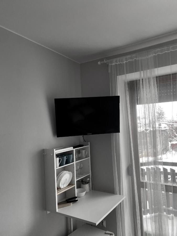 Dreibettzimmer mit eigenem externen Bad
