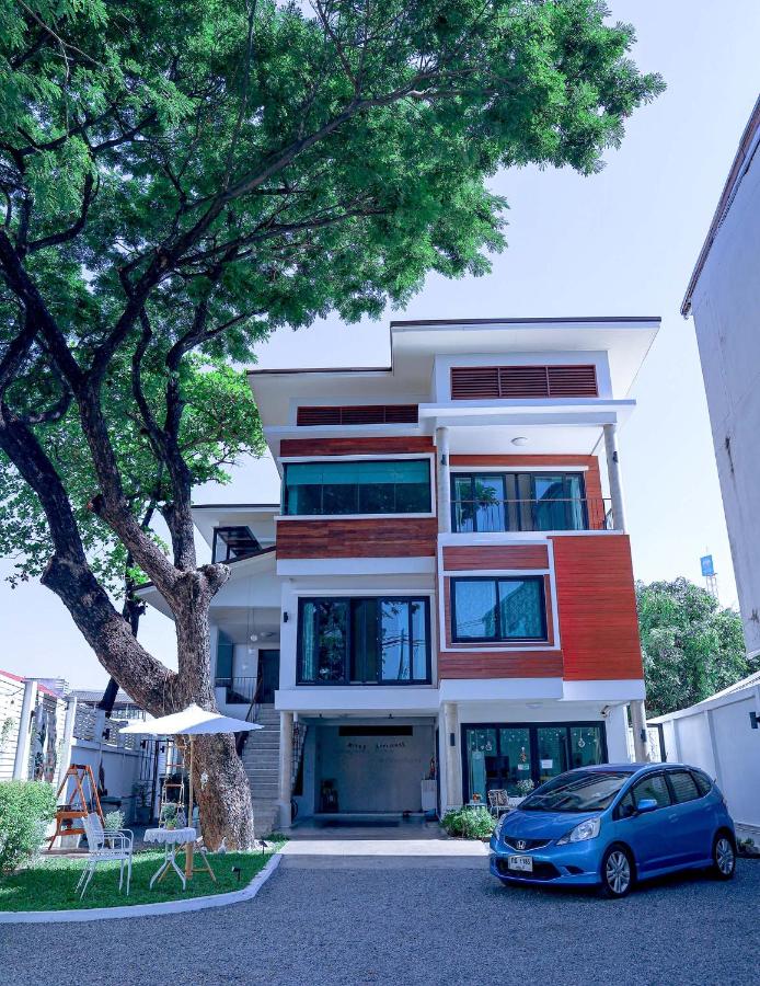 Jamjuree Home at Udonthani - Bed and Breakfast