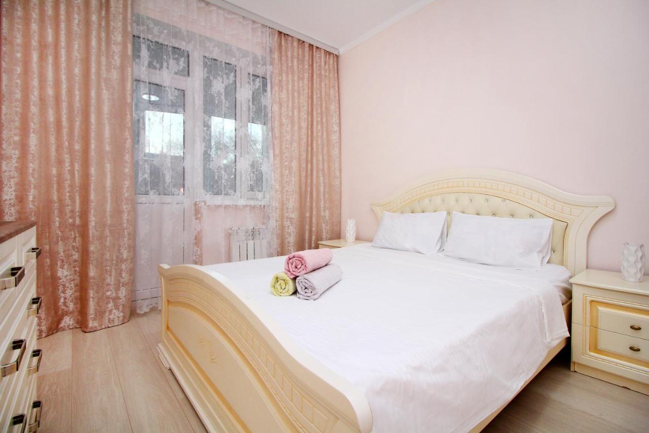 B&B Almaty - ЖК Верный, 3-комнатная квартира, рядом с верхней Мегой, вдоль речки - Bed and Breakfast Almaty