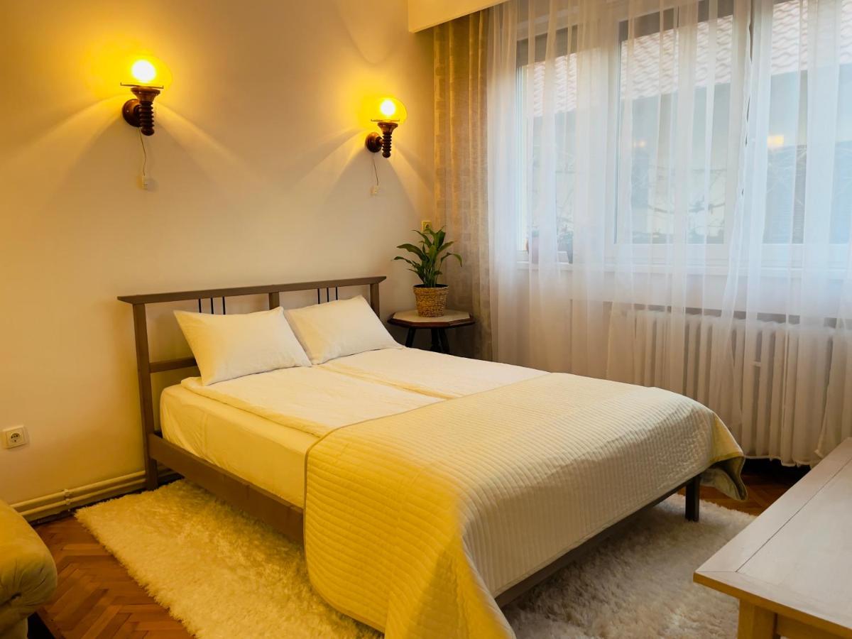 B&B Satu Mare - Little Cute Central House - Bed and Breakfast Satu Mare