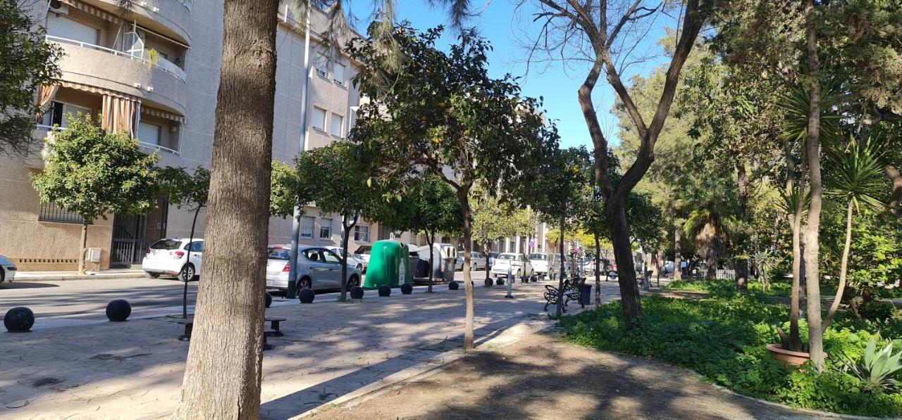 APTARTAMENTO DOÑANA RECIEN REFORMADO Parking gratis - B&B