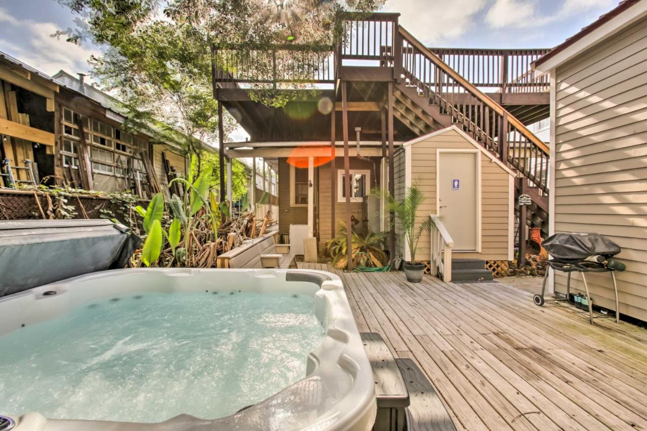 1 Mi to French Quarter NOLA Home with Hot Tub! - Ferienwohnung