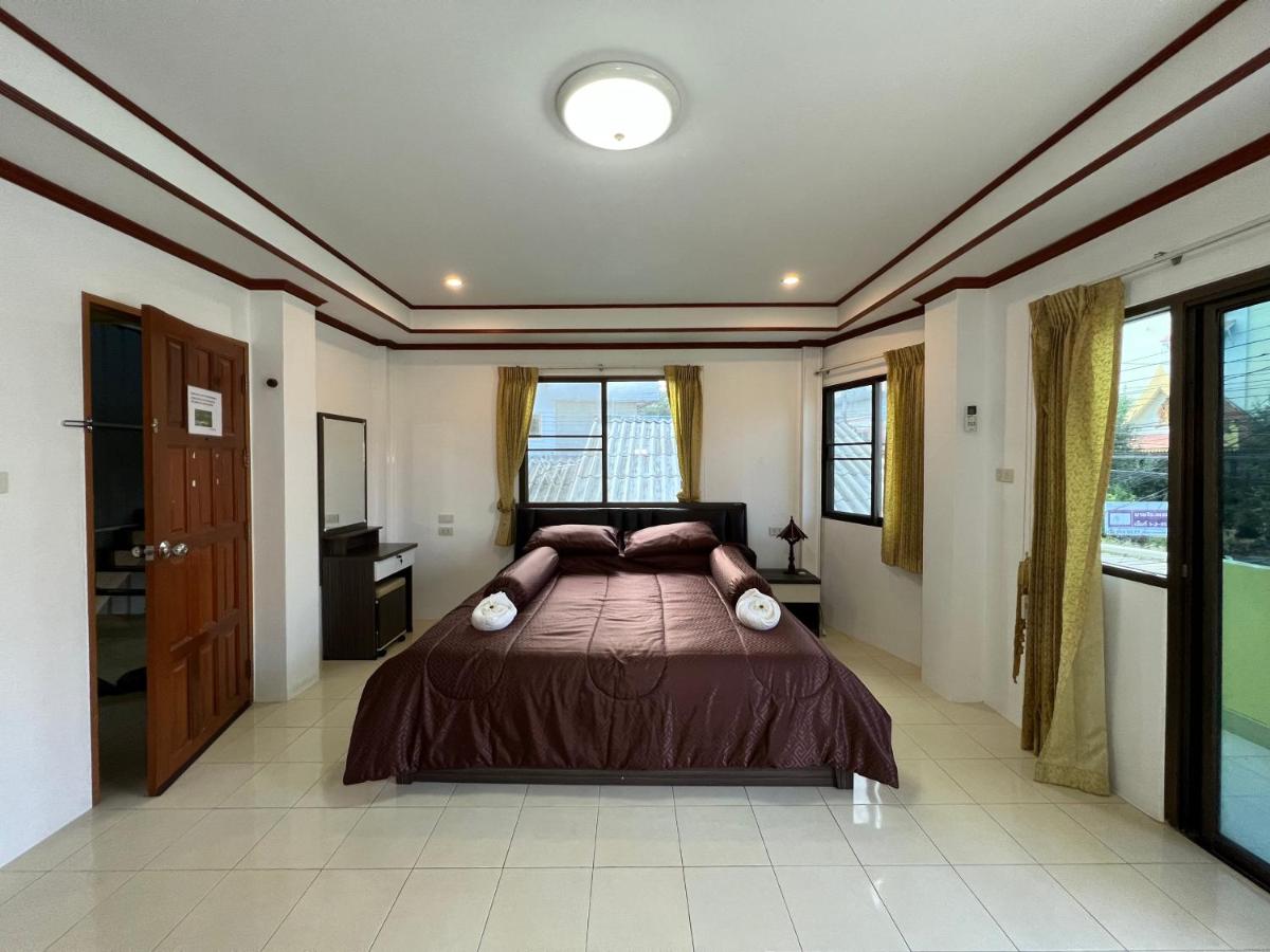 Chambre Lit King-Size avec Balcon