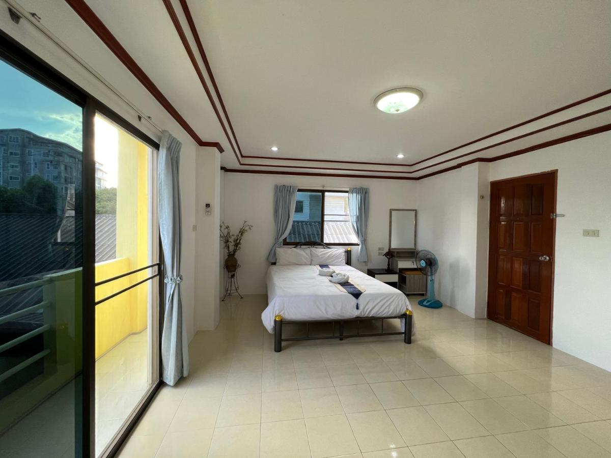 Chambre Lit King-Size avec Balcon