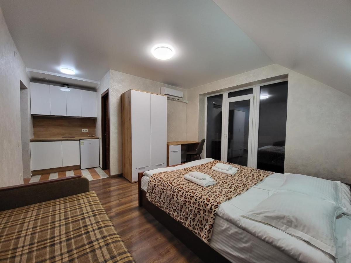 Triple Room with Mountain View