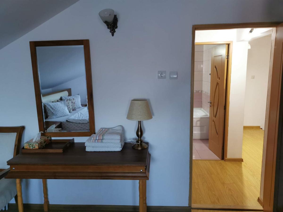 Double Room with Lake View