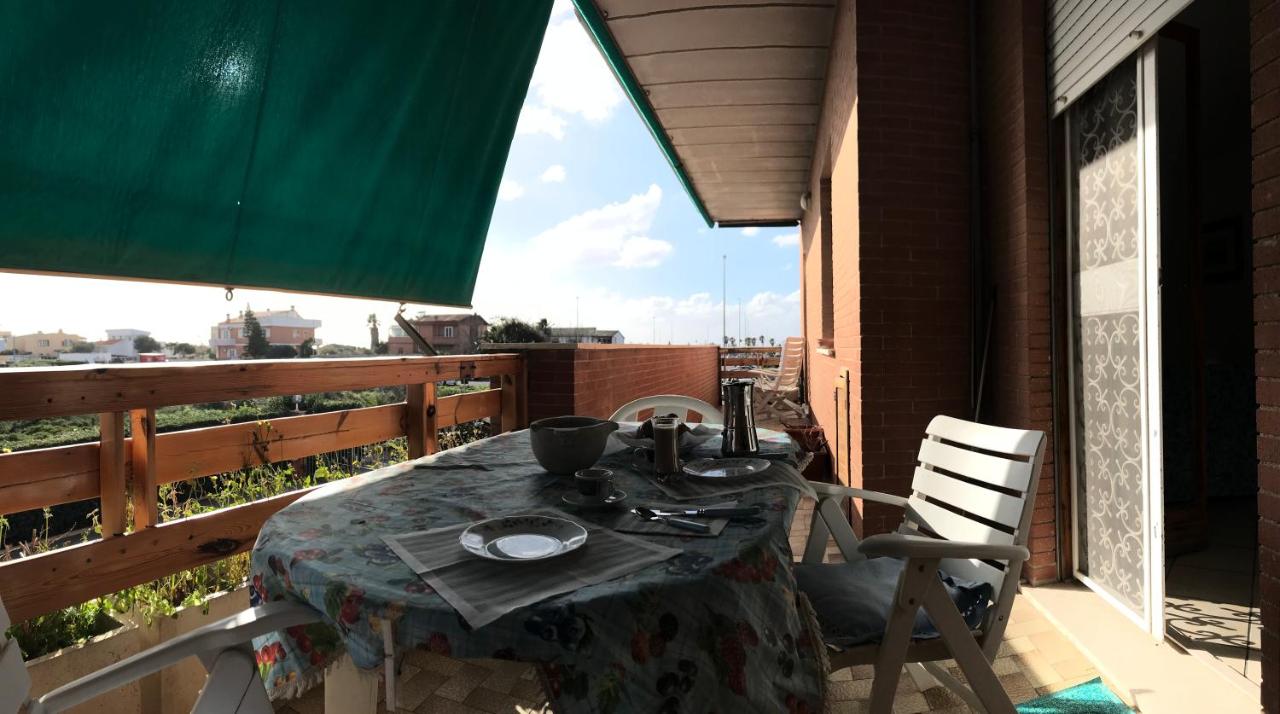 Stella Di Mare - ampio appartamento con DUE bagni - fronte mare - B&B Lido di Ostia