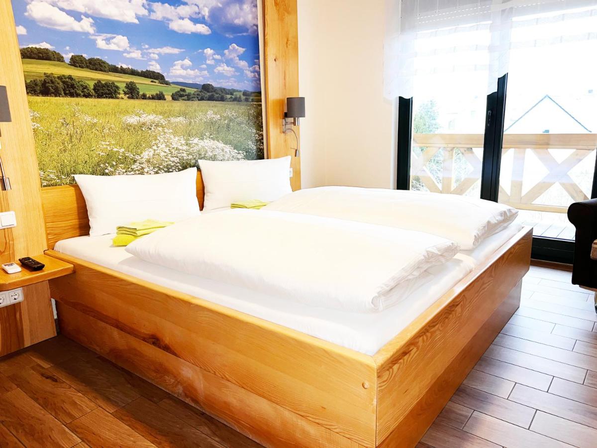 Ferienwohnung mit 2 Schlafzimmern und Balkon