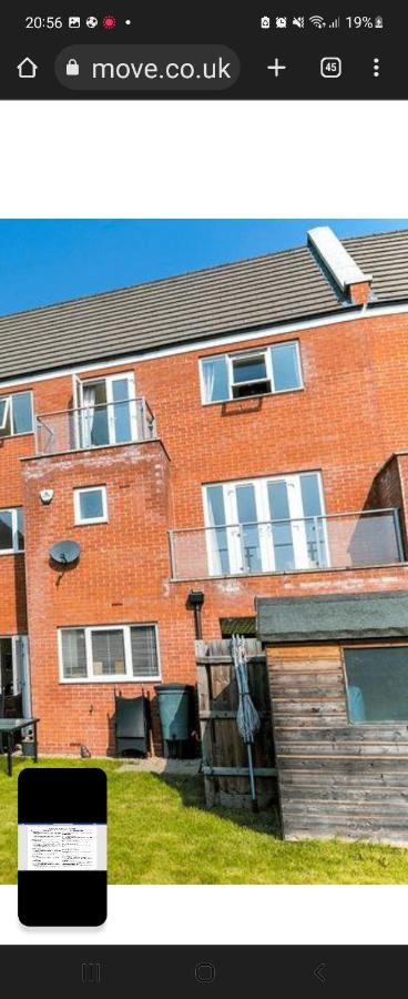 Broughton Haven 5 Beds House Free WiFi, Free parking, NETFLIX - Chambres d'hôtes Milton Keynes