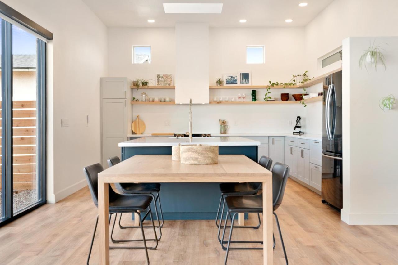 Back Haus - Views, Dark Skies and Fire Pit! home - B&B Joshua Tree