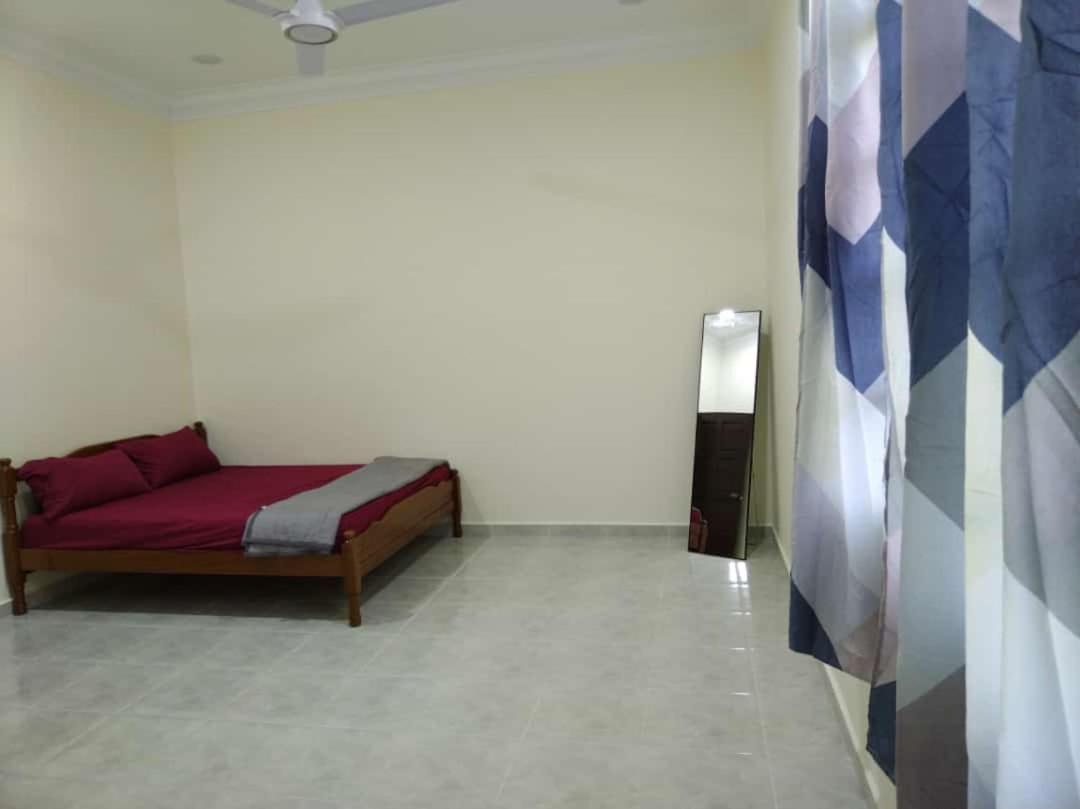 Liza's Homestay - B&B Kuala Terengganu