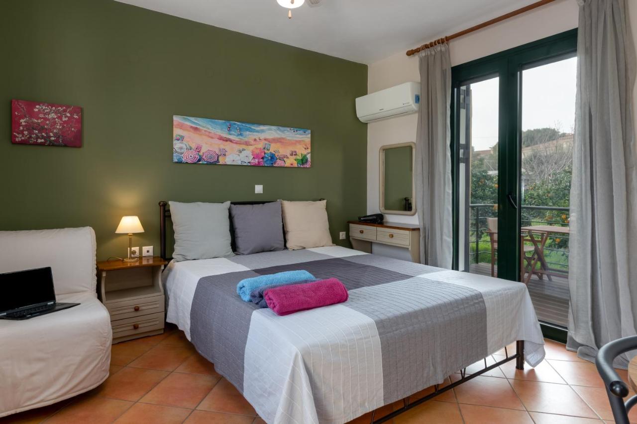 Studio - Rez-de-Chaussée (2-3 Adultes)