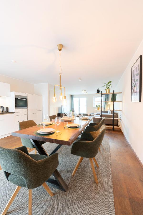 -Zentrale Wohnung-Balkon-Desingerküche- - B&B