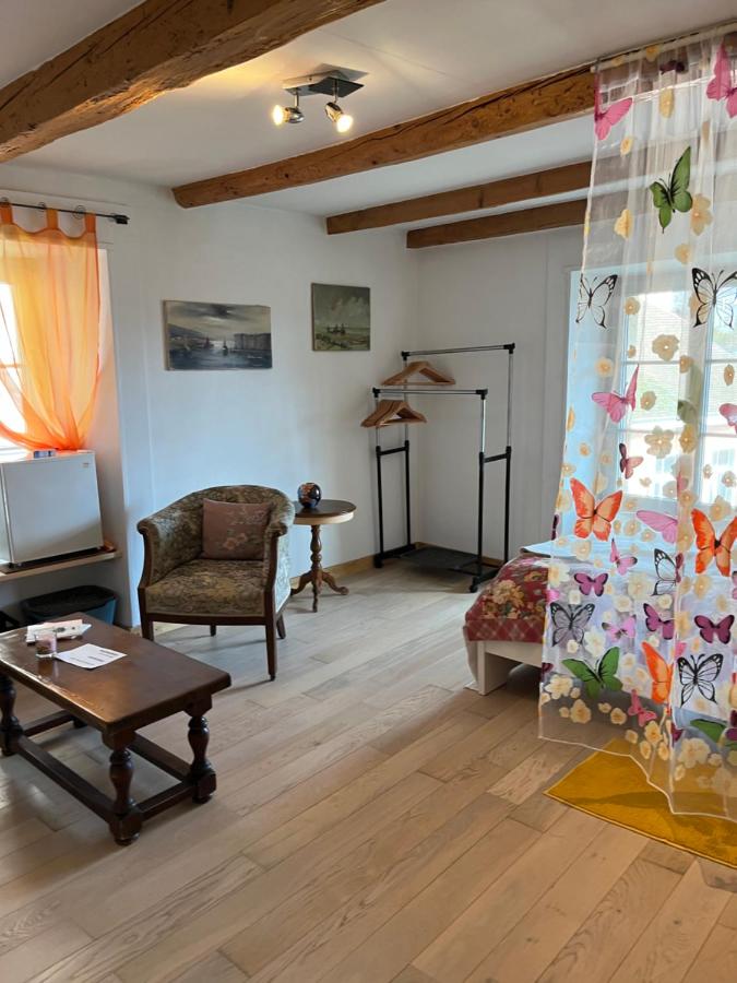 B&B La Neuveville - Chambres papillon - Bed and Breakfast La Neuveville