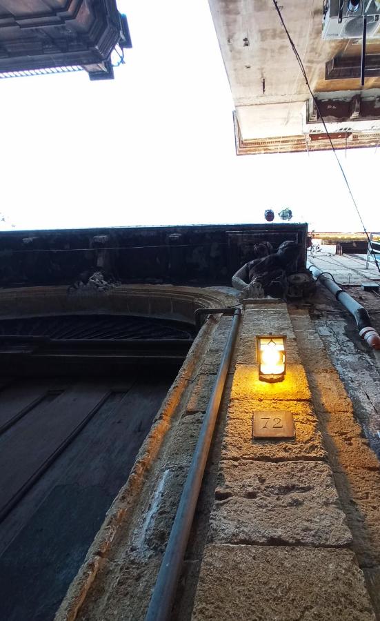 Palazzo Saraceno apartments-Antica mangiatoia - B&B Taranto