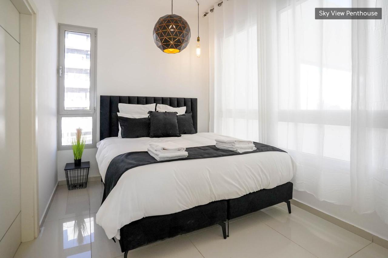 Skyview Penthouse- 7 bedrooms