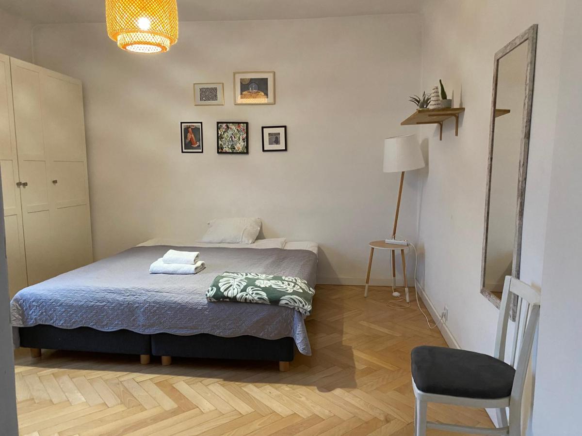 B&B Warsaw - Slow Life Apartment next to Metro Station - Bed and Breakfast Warsaw