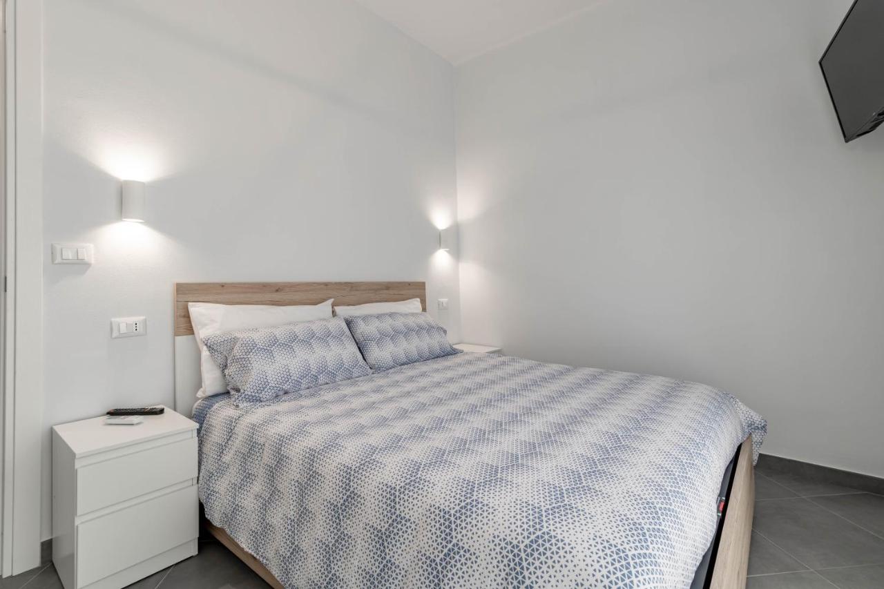 H11 [Bilocale Arma-Taggia] 2A - B&B
