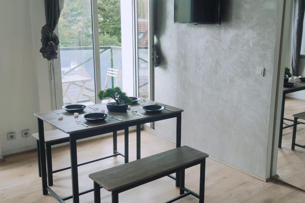 à 7 min de Paris, 2 pièces "Cylia résidences" à Maisons Alfort - B&B