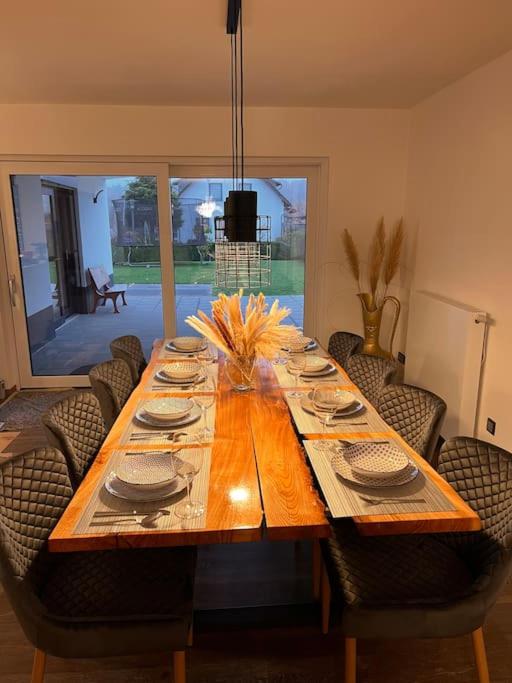 moderne Ferienwohnung in Rheinbach bei Köln/Bonn - B&B Rheinbach