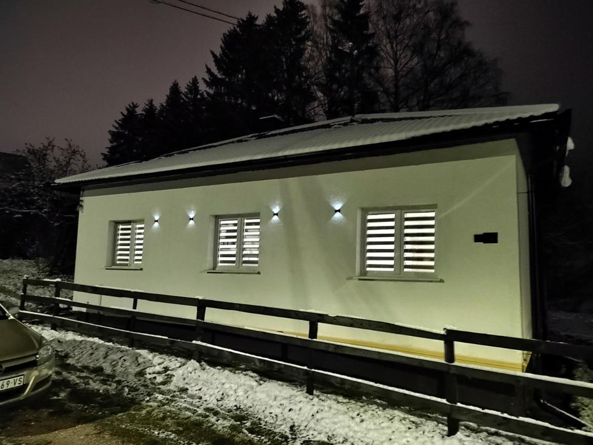 Vukašinova stanica - B&B Pale