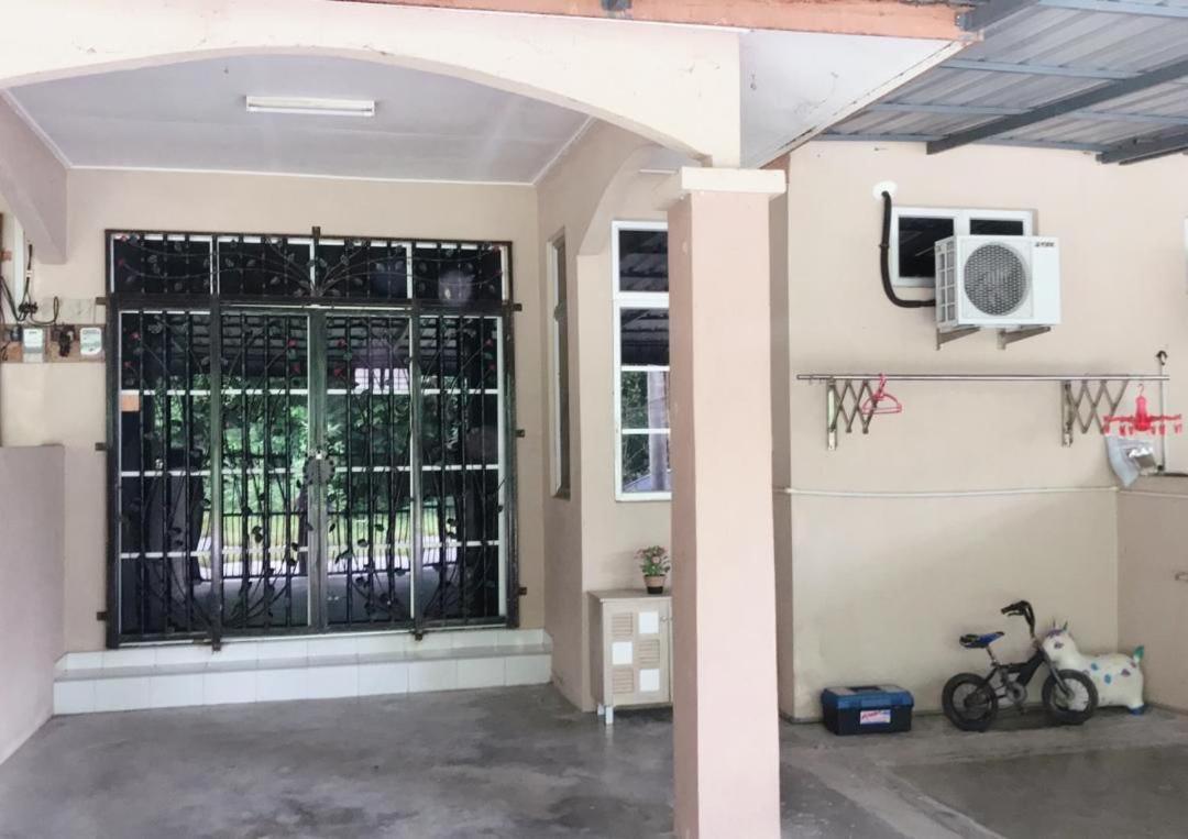 B&B Kota Bharu - Homestay pondok murah - Bed and Breakfast Kota Bharu