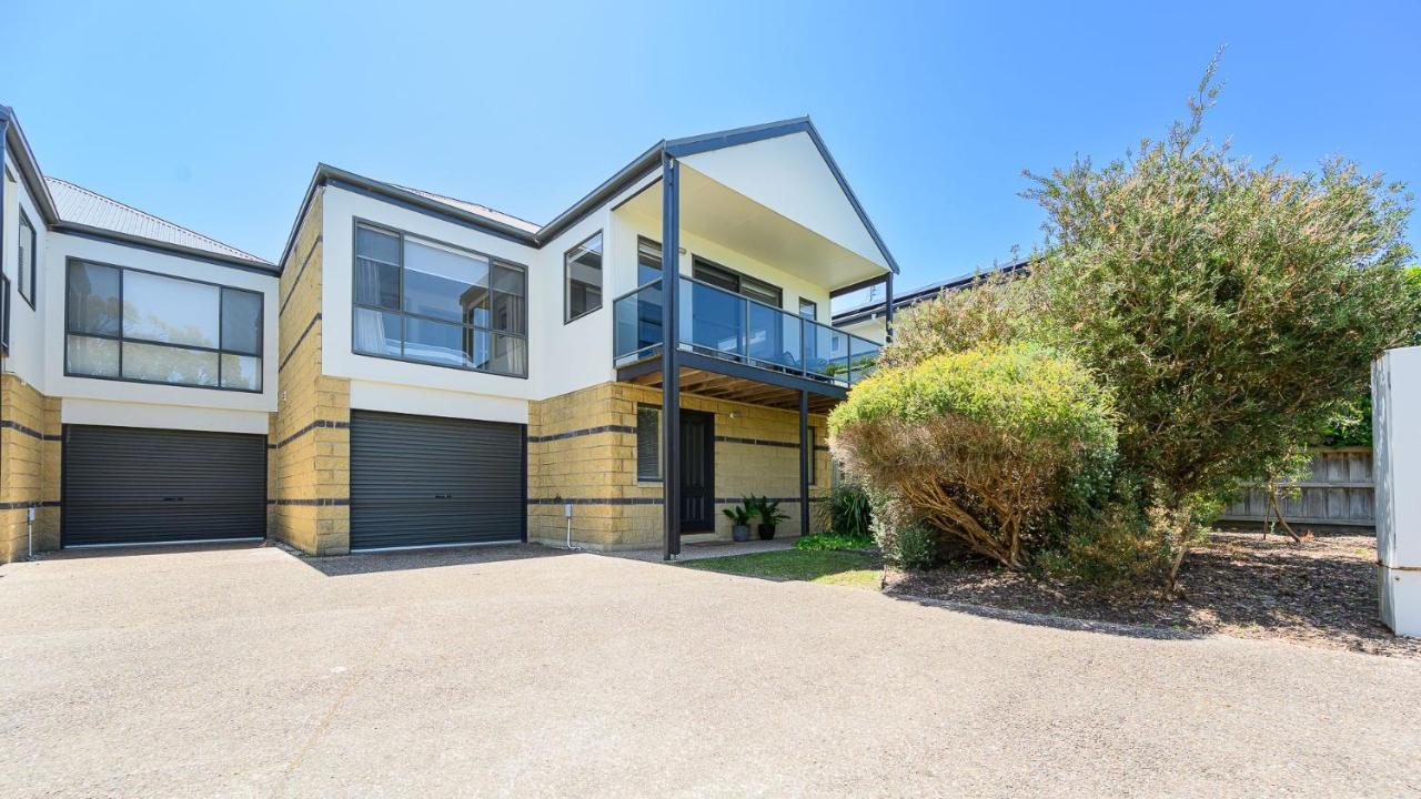 Comfortable Kathryn Close - Bed and Breakfast Inverloch