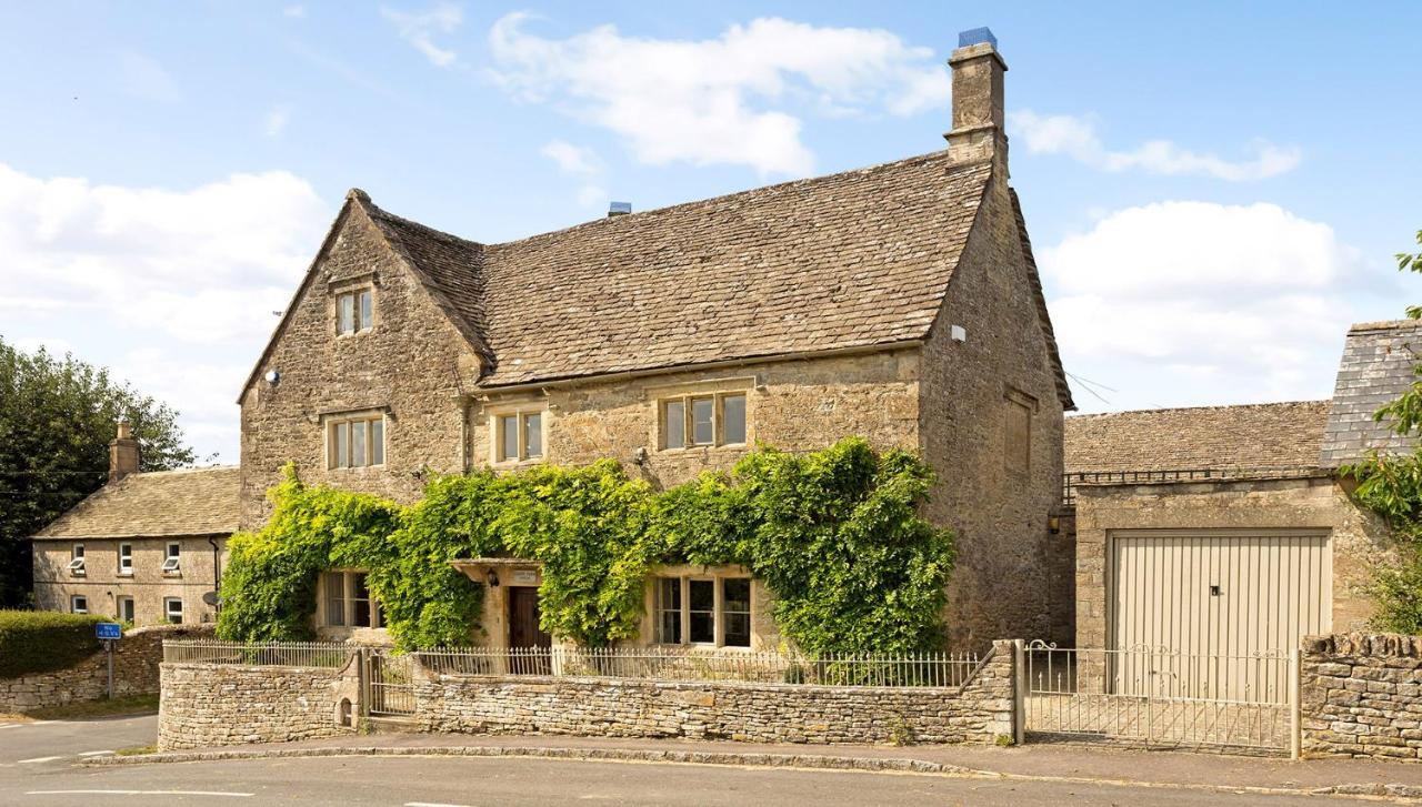 B&B Cirencester - Green Farm House - Bed and Breakfast Cirencester