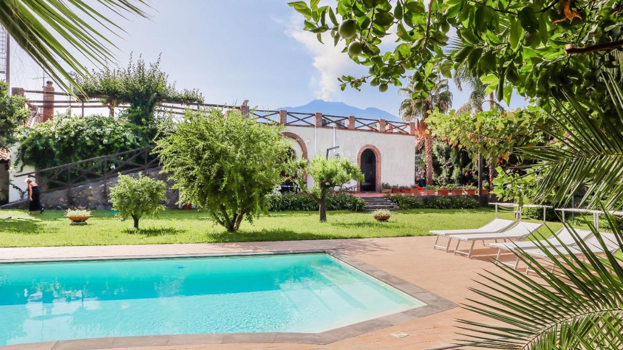 Archirafi Garden - Bed and Breakfast Riposto