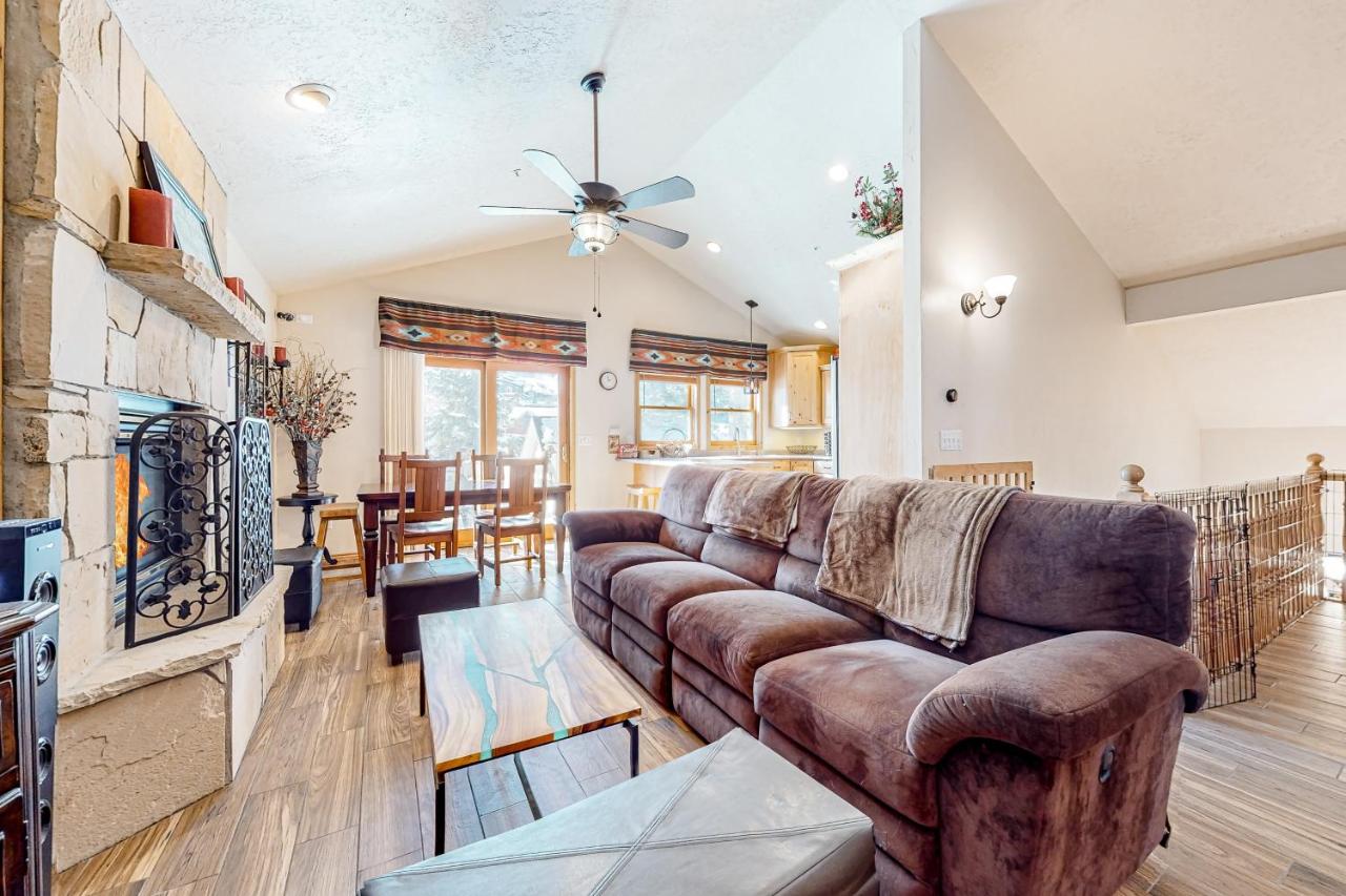 Blue Spruce - B&B