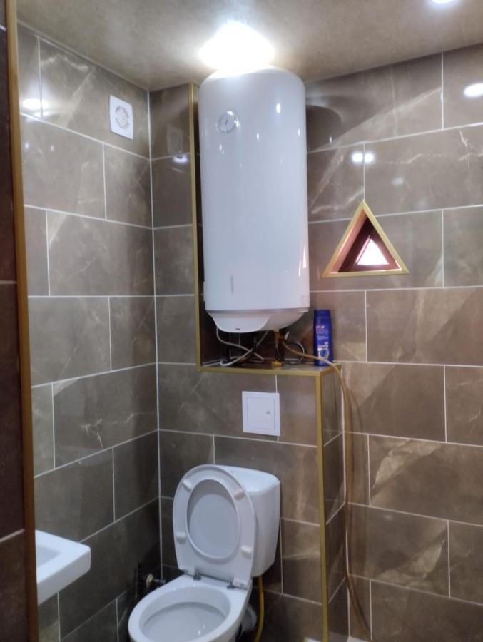 Zweibettzimmer mit Zustellbett